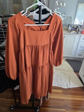 Womens Rust Tiered Tie-Back Dress